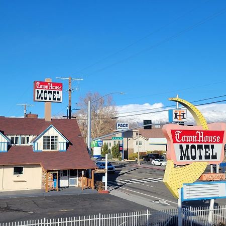بيشوب Townhouse Motel المظهر الخارجي الصورة