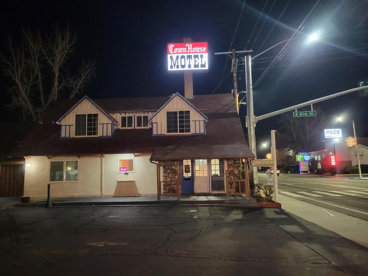 بيشوب Townhouse Motel المظهر الخارجي الصورة