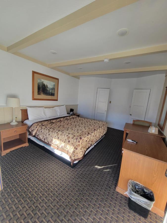 بيشوب Townhouse Motel المظهر الخارجي الصورة